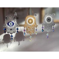 Resin Kristall Hamsa Wand Dekoration Fatimas Hand Gold Silber Druzy Mit Glas Kristallen/Evil Eye /Nazar/Epoxidharz/Handmade /Ramadan von Resinartbylena