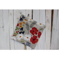 Leinen Topflappen Wiesenblumen Küche Dekor, 23x23cm Leinen Topflappen Wiesenblumen Küche Dekor, 23x23cm von Reska