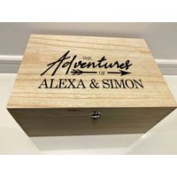 Große Personalisierte Gravierte Hölzerne Abenteuer-Erinnerungsbox von ResplendentAurora