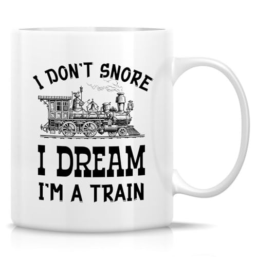 Retreez Lustige Tasse – I Don't Snore Dream I'm A Train Tasse – 325 ml Keramik-Kaffeetasse – lustiges Geschenk für Zugliebhaber, Eisenbahn-Enthusiasten, Zugleiter, Witz-Geschenk für Freunde, Kollegen Retreez Lustige Tasse – I Don't Snore Dream I'm A Train Tasse – 325 ml Keramik-Kaffeetasse – lustiges Geschenk für Zugliebhaber, Eisenbahn-Enthusiasten, Zugleiter, Witz-Geschenk für Freunde, Kollegen von Retreez