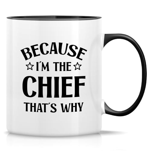 Retreez Lustige Tasse mit Polizeichef, Aufschrift "Because I'm the Chief That's Why - 325 ml" Keramik Kaffeetasse - Lustiges Geschenk für Polizeichefs, Strafverfolgung, Cops - Weiße Tasse mit Retreez Lustige Tasse mit Polizeichef, Aufschrift "Because I'm the Chief That's Why - 325 ml" Keramik Kaffeetasse - Lustiges Geschenk für Polizeichefs, Strafverfolgung, Cops - Weiße Tasse mit von Retreez