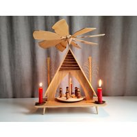 Vintage Pyramide Mit Holzfiguren Und 3 Kerzen in Originalverpackung #1 von RetroChristmaTheatre