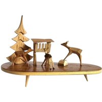 Vintage Retro Hand Geschnitzte Rehfütterungsszene von RetroChristmaTheatre