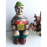 Vintage Bierkrug Von Gersit West Germany Akkordeonist Harmonist von RetroCommode