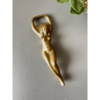 Vintage Messing Flaschenöffner in Der Form Einer Frau Vintage Messing Flaschenöffner in Der Form Einer Frau von RetroCommode