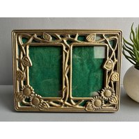 Vintage Tischplatte Bronze Fotorahmen Für Familien Porträts Vintage Tischplatte Bronze Fotorahmen Für Familien Porträts von RetroCommode