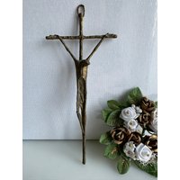 Vintage Wandkreuz Mit Der Kreuzigung Von Jesus Christus Edwin Huber Aus Dem Jahr 1983 von RetroCommode