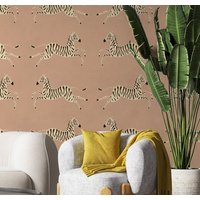 Zebra Schale Und Stick Tapete, Beige Vintage Entfernbare Selbstklebende Springende Zebras Muster Retro von RetroDesignWallpaper