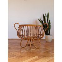 Vintage Korb Aus Rattan & Bambus/Mid Century Zeitungsständer Boho Blumenständer Pflanzenhalter Made in Italy 1960Er Jahre von RetroExYu