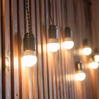 Innenlichterkette Warme Matte 3W-Birnen, Gedrehtes Kabel von RetroLightBright