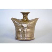 Kleine Seltene Geformte Studio Keramik Vase - Markiert Vintage Retro Kleine Seltene Geformte Studio Keramik Vase - Markiert Vintage Retro von RetroMungo