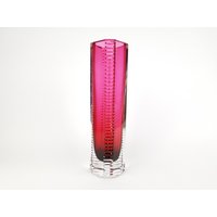 Vintage 1960-70S Magenta Rosa Beyer Und Co Kristal Klare Hand Geschliffene Glas Vase Aus Deutschland von RetroVases