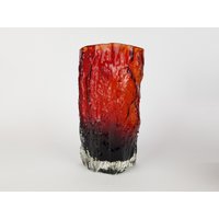 Vintage Japanese Rot Schwarz Bark Strukturierte Vase Von Shoei Handcraft Tajima Glass Japan 1970Er Jahre von RetroVases