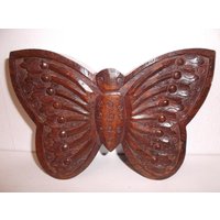 Vintage 1960Er Jahre Boho Schmetterling Schmuckkasten Handgeschnitztes Holz Trinket Box Tramp Art von Retromagination