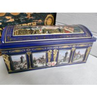 Vintage Süßigkeiten Dose Schatzkiste Box Mitte Des Jahrhunderts Moderne Süßwaren Souvenir Aufbewahrungsbehälter von Retromagination