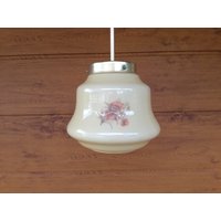 60Er Jahre Hängelampe/Vintage Beige Glaslampe Mit Blumendruck Mid Century Beleuchtung von Retroslavia