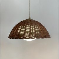 Rattan Kronleuchter Minimal Bambus Pentand Licht Aus Holz Deckenleuchte Japandi Opal Glas Globe Beleuchtung Moderne Rustikale Lampe von RevealHome
