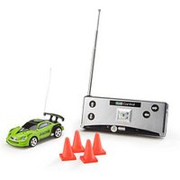 Revell Mini RC Racer I Ferngesteuertes Auto grün von Revell