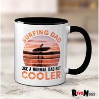 Surfing Dad Tasse - Wie Ein Normaler Papa, Aber Weitaus Cooler | Surfen Geschenke von RevoMugs