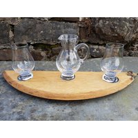 Whisky Barrel Deckel Whiskyverkostung Tablett-Whisky Serviertisch -Glencairn Glas Flugtablett -Geschenk Für Liebhaber Whisky Barrel Deckel Whiskyverkostung Tablett-Whisky Serviertisch -Glencairn Glas Flugtablett -Geschenk Für Liebhaber von RezaWoodDesigns