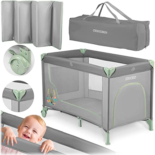 Ricokids Reisebett Kleinkindbett, tragbar, Laufstall, 125x65x78cm, 15 kg Belastbarkeit, faltbar, Zwei Räder mit Bremsen, Abnehmbarer Seiteneingang, Matratze, Tasche, hellgrau und mintfarben von Ricokids