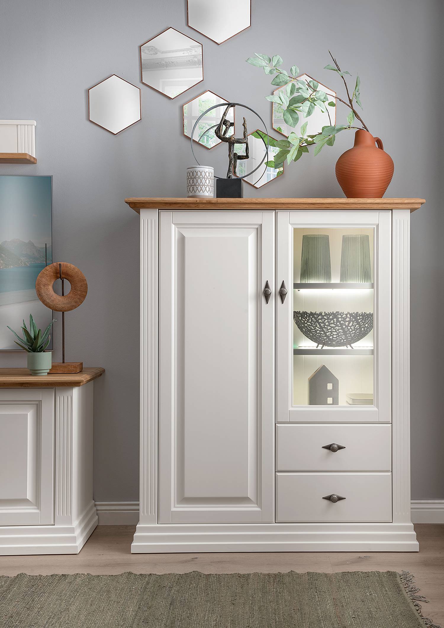 home24 Massives Highboard Typ A 113 x 134 x 45cm Weiß home24 Massives Highboard Typ A 113 x 134 x 45cm Weiß von home24