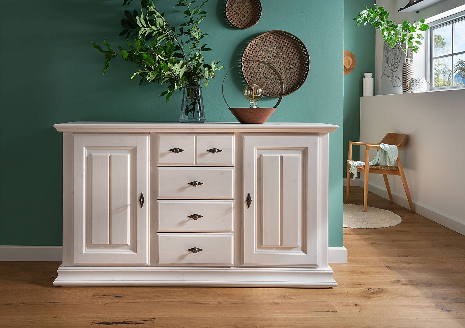 Massives Sideboard Vargon von Ridgevalley