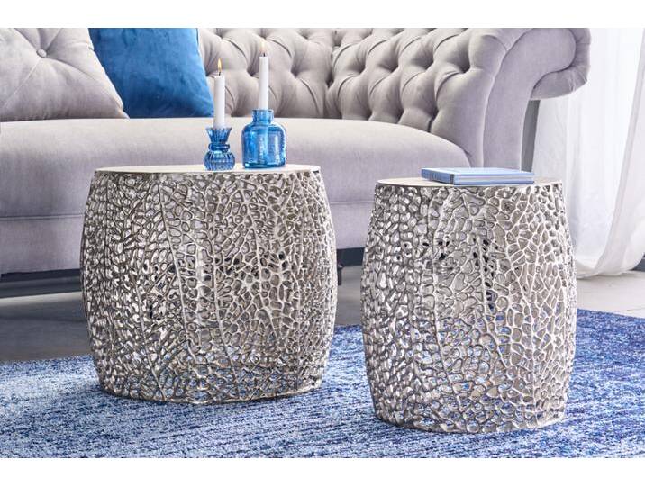 2er Set filigraner Design Couchtisch ABSTRACT LEAF antik silber Handarbeit rund Sofatisch Wohnzimmertisch Satztisch Säulentisch Orientalisch Vintage von Riess-Ambiente.de