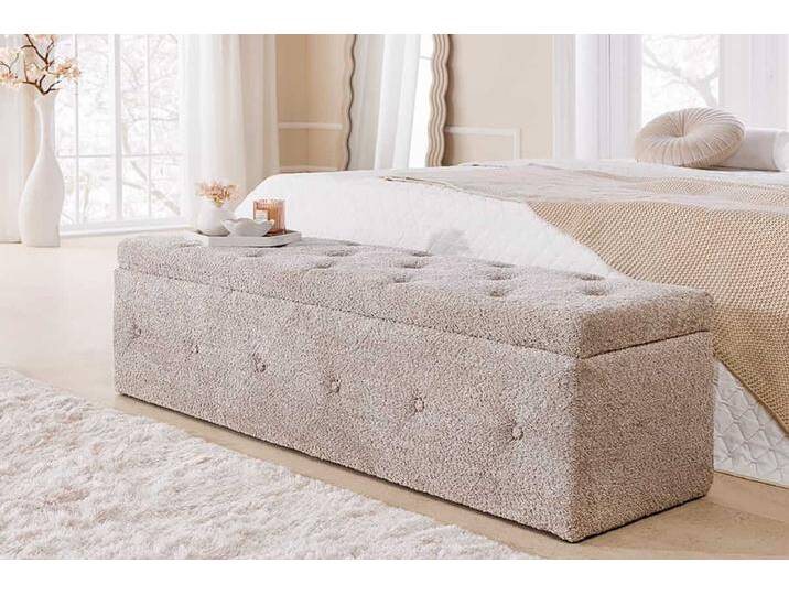Chesterfield Bettbank EXTRAVAGANCIA 140cm champagner greige Bouclè mit Stauraum Chesterfield Bettbank EXTRAVAGANCIA 140cm champagner greige Bouclè mit Stauraum von Riess-Ambiente.de