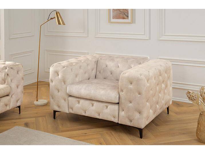 Design Chesterfield Sessel MODERN BAROCK 120cm champagner beige Samt Federkern Design Chesterfield Sessel MODERN BAROCK 120cm champagner beige Samt Federkern von Riess-Ambiente.de