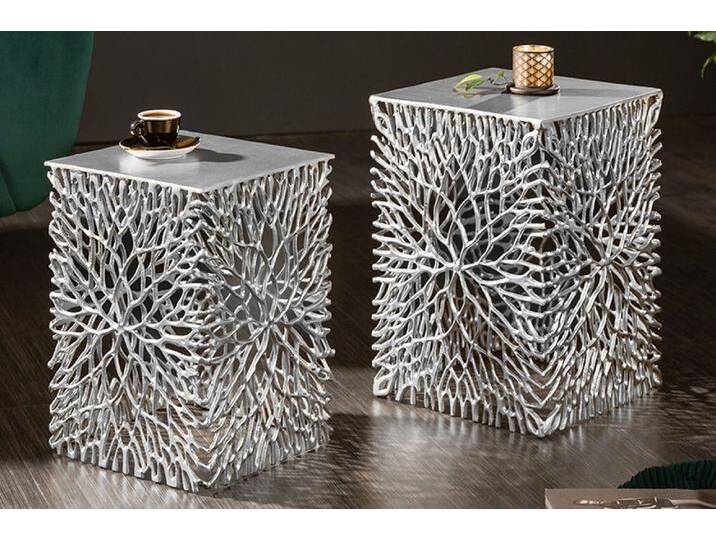 Filigranes Beistelltisch 2er Set ABSTRACT LEAF 45cm silber Handarbeit Satztisch Säulentisch Glamour Modern Filigranes Beistelltisch 2er Set ABSTRACT LEAF 45cm silber Handarbeit Satztisch Säulentisch Glamour Modern von Riess-Ambiente.de