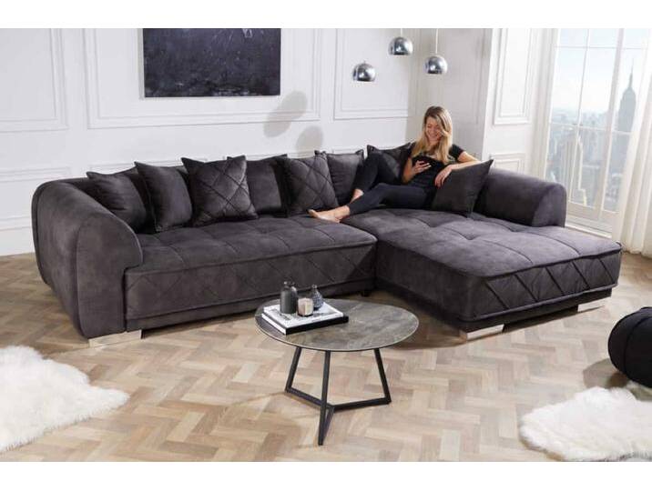Modernes XXL Ecksofa DECADENCIA 320cm dunkelgrau Samt Bigsofa inkl. Kissen L-Form Wohnzimmer von Riess-Ambiente.de
