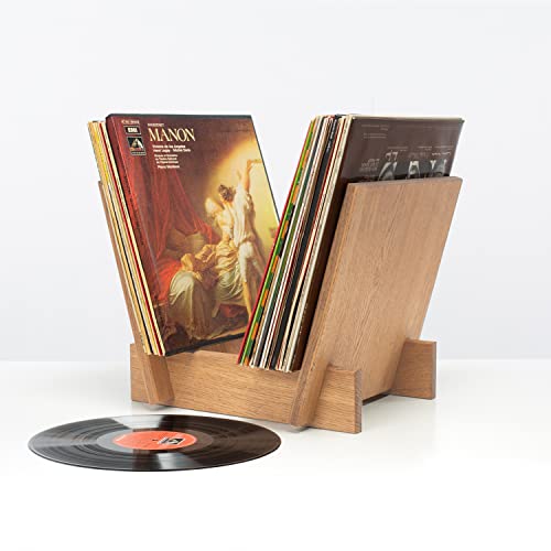 Rikmani Aufbewahrung von Vinylplatten - Schallplatten Halter Regal aus Eiche Massivholz im hochwertigen Design Alex hell von Rikmani