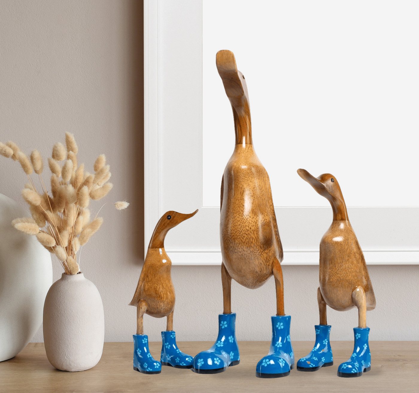 Rikmani Dekofigur Holzfigur Ente, Handgefertigte Dekoration aus Holz, Geschenk, Perfekt als Deko & Geschenk zu jedem Anlass Rikmani Dekofigur Holzfigur Ente, Handgefertigte Dekoration aus Holz, Geschenk, Perfekt als Deko & Geschenk zu jedem Anlass von Rikmani