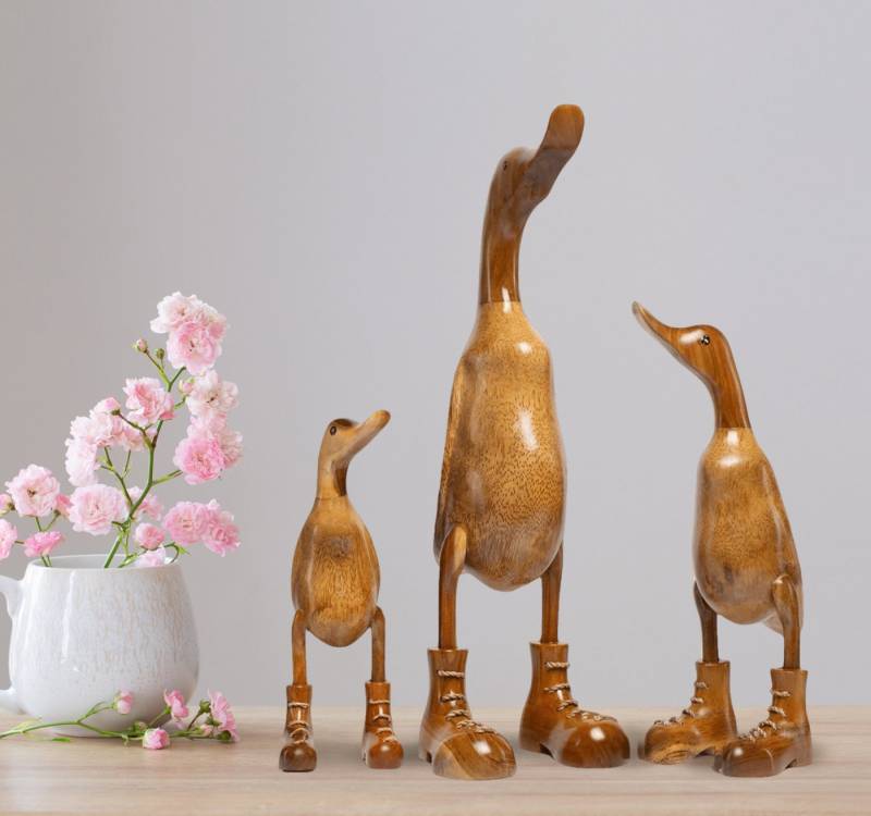 Rikmani Dekofigur Holzfigur Ente, Handgefertigte Dekoration aus Holz, Geschenk, Perfekt als Deko & Geschenk zu jedem Anlass Rikmani Dekofigur Holzfigur Ente, Handgefertigte Dekoration aus Holz, Geschenk, Perfekt als Deko & Geschenk zu jedem Anlass von Rikmani