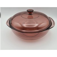 Pyrex Cranberry Runde Auflaufform Mit Deckel 024 2L Pyrex Cranberry Runde Auflaufform Mit Deckel 024 2L von RileyAcres