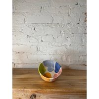 Handbemalte Keramik Party Pop Nuss Schale von RiseandShineCeramics