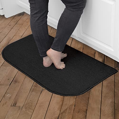 Ritz Teppich mit solidem Akzent: 45,7 x 76,2 cm, schmutzabweisend, für Küche oder Wohnzimmer, mit Latexunterseite, maschinenwaschbar, Schwarz Ritz Teppich mit solidem Akzent: 45,7 x 76,2 cm, schmutzabweisend, für Küche oder Wohnzimmer, mit Latexunterseite, maschinenwaschbar, Schwarz von Ritz
