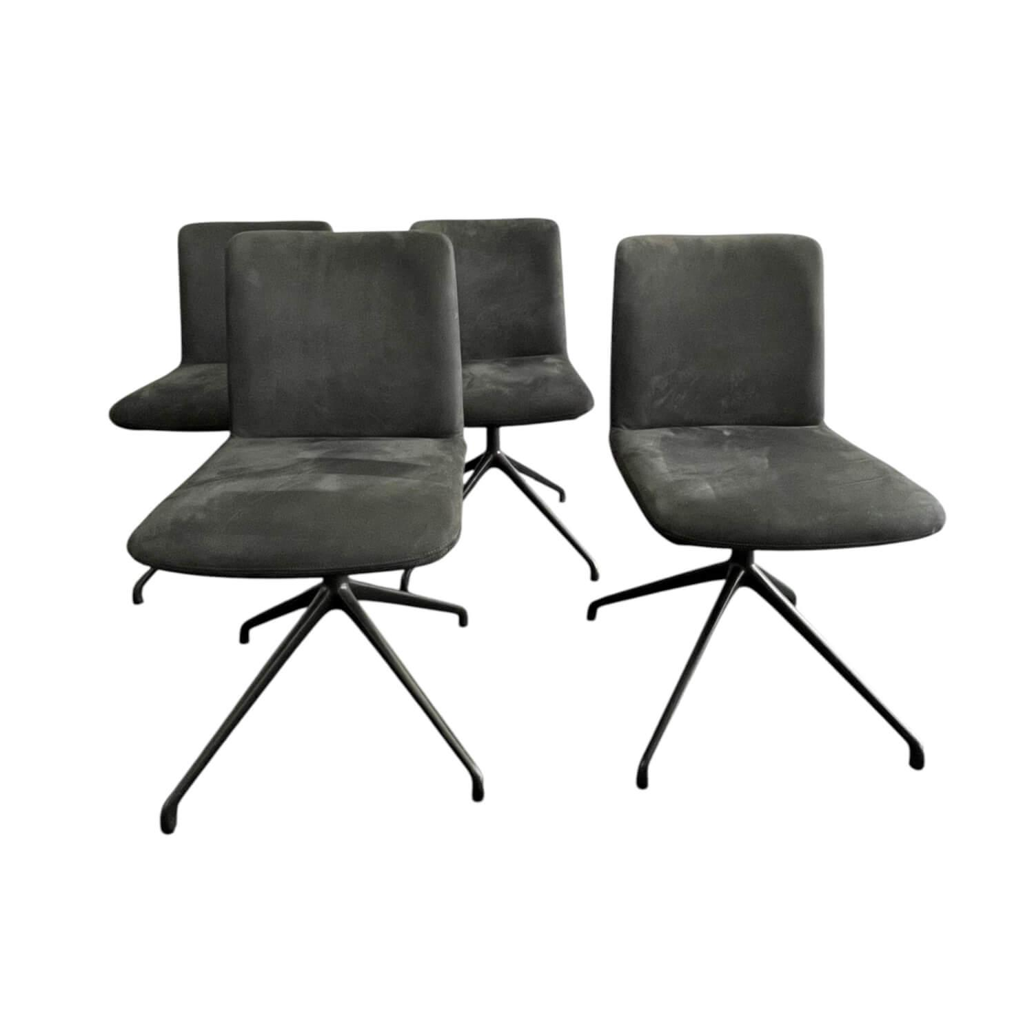4er-Set Stuhl Soft D4 Leder Nabuk 28 Nero B2 Eisen Lackiert Irondest 4er-Set Stuhl Soft D4 Leder Nabuk 28 Nero B2 Eisen Lackiert Irondest von Riva1920