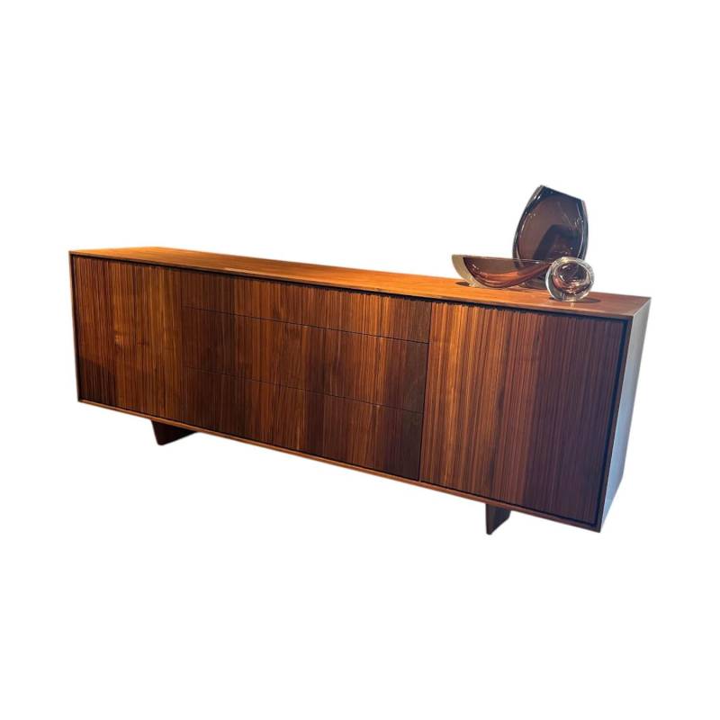 Sideboard Vela Nussbaum Ohne Knoten Geölt von Riva1920