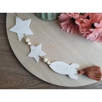Personalisierte Space Baby Stats Wandbehang | Polymer Ton Handgefertigt Personalisierte Space Baby Stats Wandbehang | Polymer Ton Handgefertigt von RivertreeCo