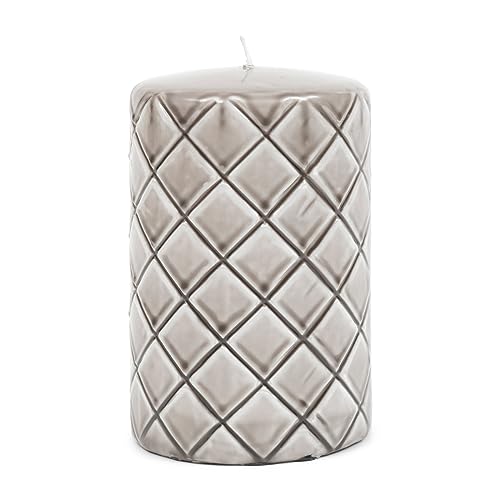 Riviera Maison Stumpfe Kerze beige, Karo-Druck, 88-92 Brenndauer, Kerze in Zylinderform - Pillar Candle Padded (ØxH) 9,5x15 - Paraffin von Riviera Maison