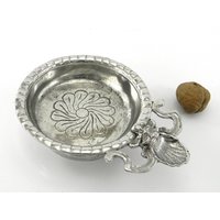 Pewter Wine Taster. Produced By Hand. Ancient Tradition von RobertoCavagnini