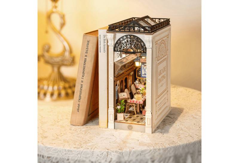 Robotime Buchstütze Robotime Arcade Dating Book Nook Diorama Robotime Buchstütze Robotime Arcade Dating Book Nook Diorama von Robotime