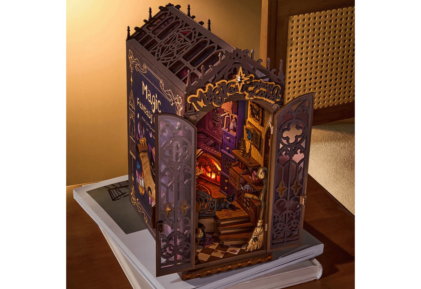 Robotime Buchstütze Robotime MagicFantasy Book Nook Diorama von Robotime