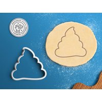 Poop Emoji Cookie Cutter - Geschenk von RochaixCookieCutters