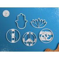 Symbol-Ausstechform - Yoga Ausstechform Hamsa Lotus von RochaixCookieCutters