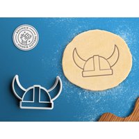 Wikinger Ausstechform - Wikingerhelm Mittelalter Kleidung Kekse Geschenk Rüstung von RochaixCookieCutters