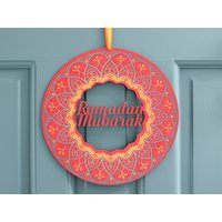 Ramadan Mubarak Kranz Aus Holz - Holzdekoration Bunte Dekoration Buntes Schild von RocketandFox