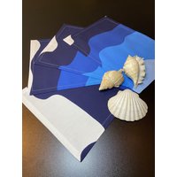 Baumwoll-Tischsets Set 2 4 6 Wiederverwendbare Tischsets Blue Waves Natural Tabletop von Rokasdarbi